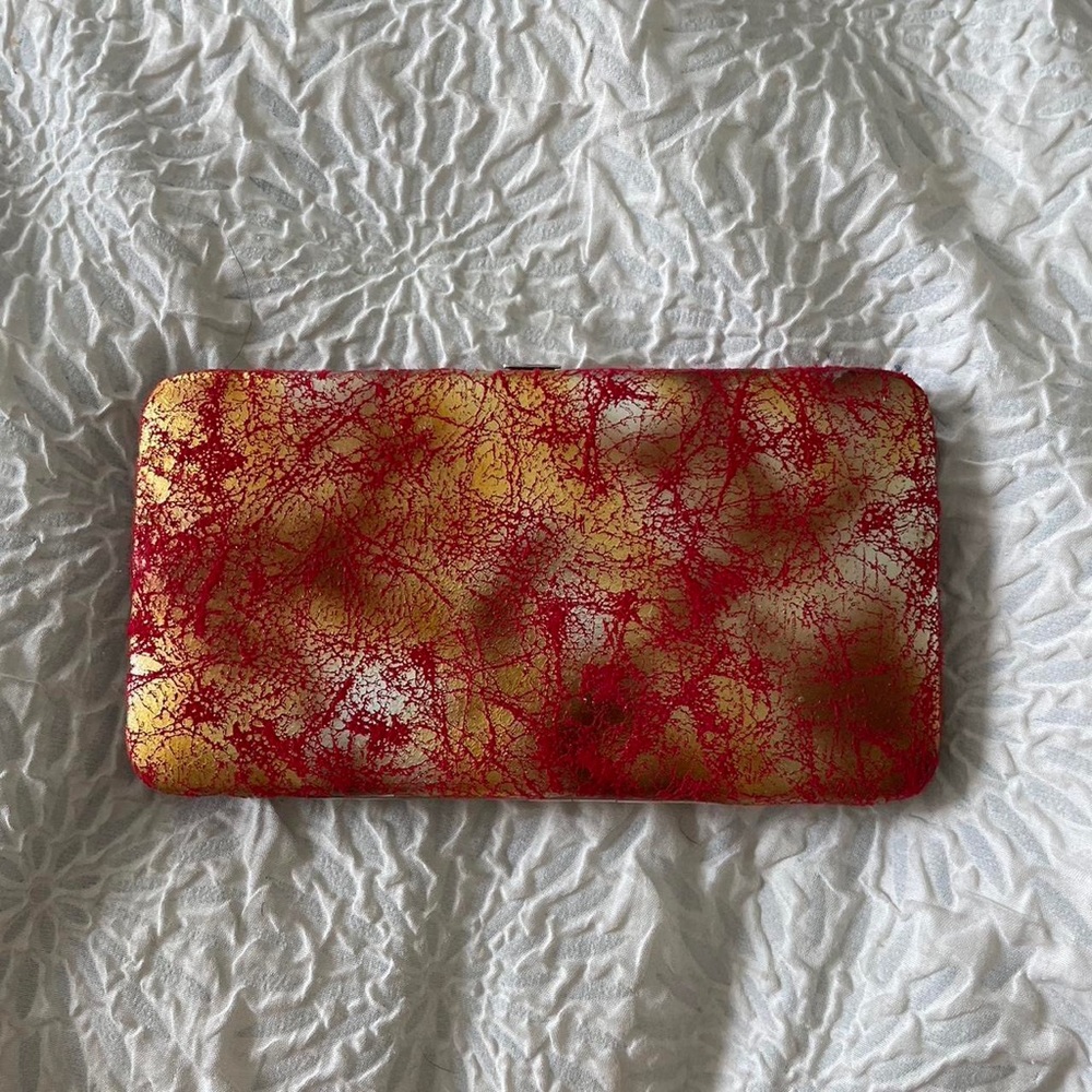 Vintage Red/gold Expressions NYC wallet ❤️❤️